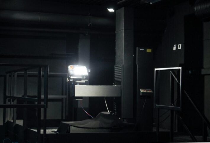 Measurements of car lamps in a photometric darkroom